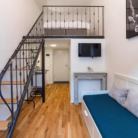 Apartman Rhino *
