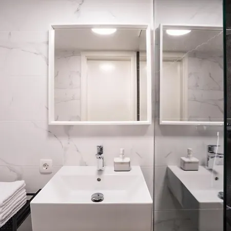 Rhino Apartament